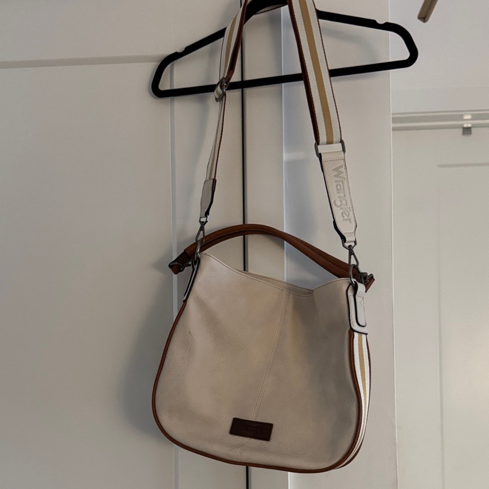 Wrangler Cream and Brown Shoulder Bag